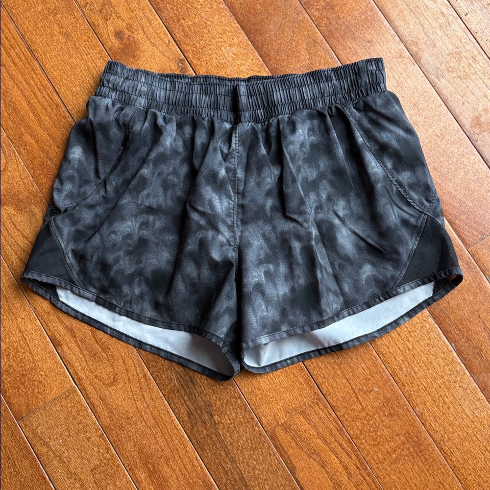All in Motion Black Tie Dye Athletic Running Shorts Women’s M Built-In Liner